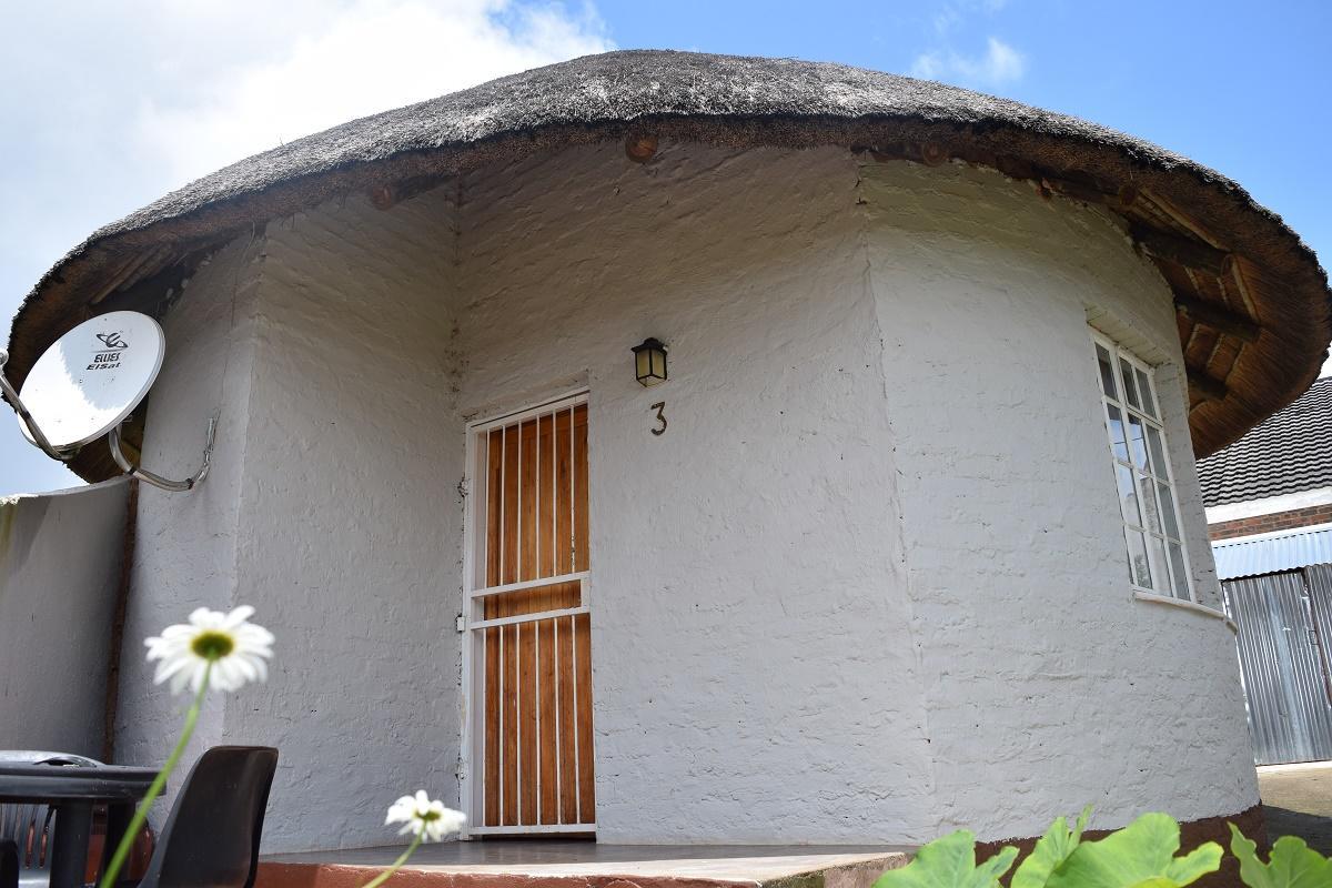 Sheri'S Lodge & Backpackers Graskop Exterior foto