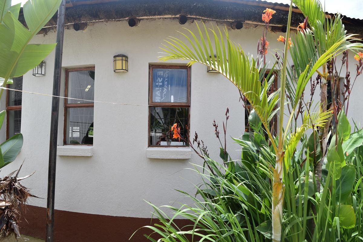 Sheri'S Lodge & Backpackers Graskop Exterior foto